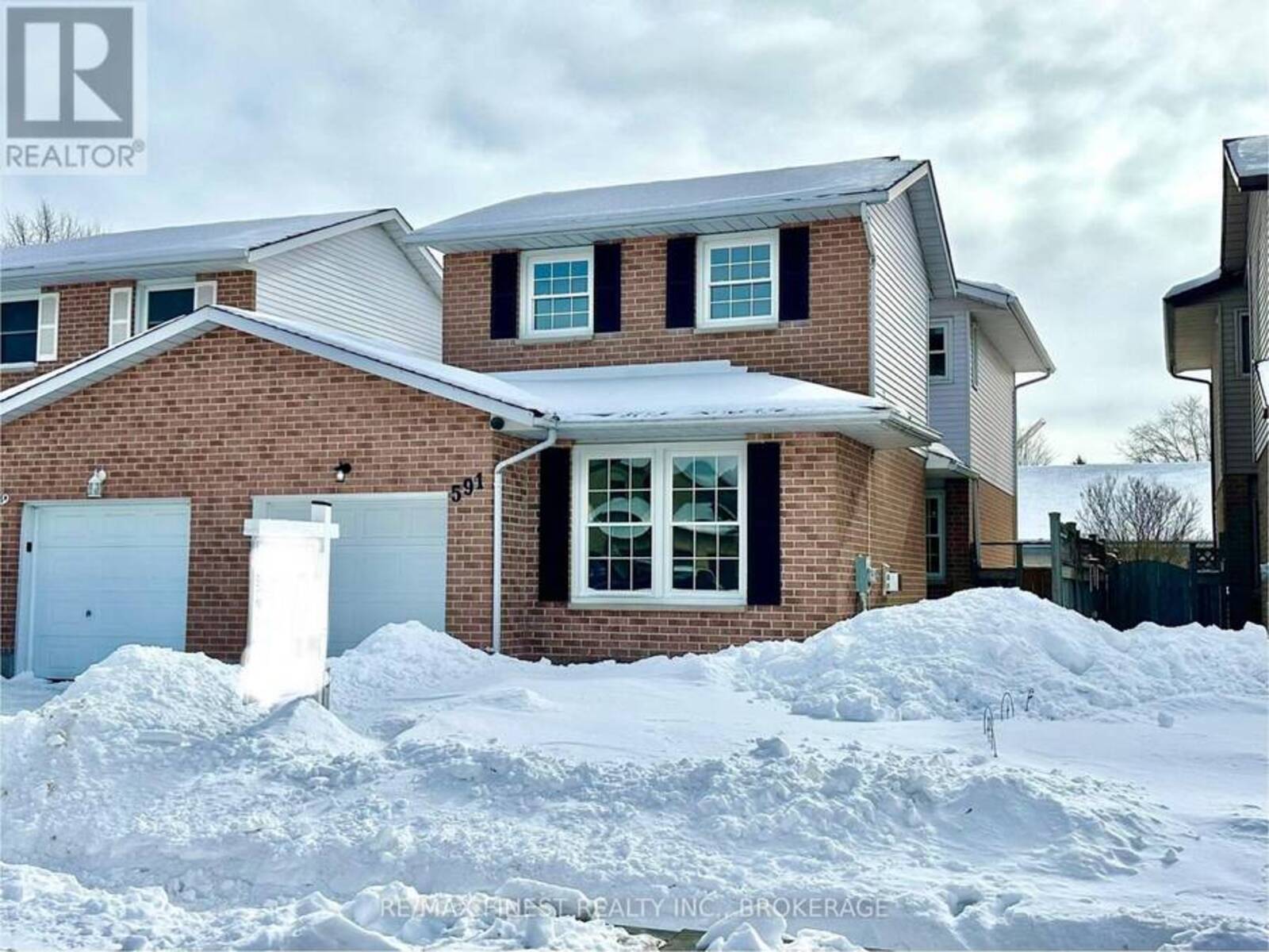 591 DAVIS DRIVE, Kingston, Ontario K7M 7Y3