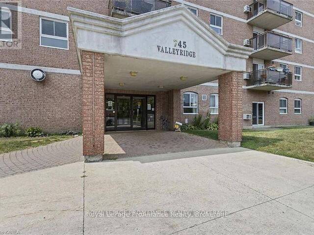 412 - 745 DAVIS DRIVE Kingston Ontario, K7M 8J4 - 2 Bedrooms Condo For Sale