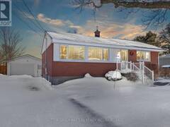 290 MEADOWCREST ROAD Kingston Ontario, K7M 3S3