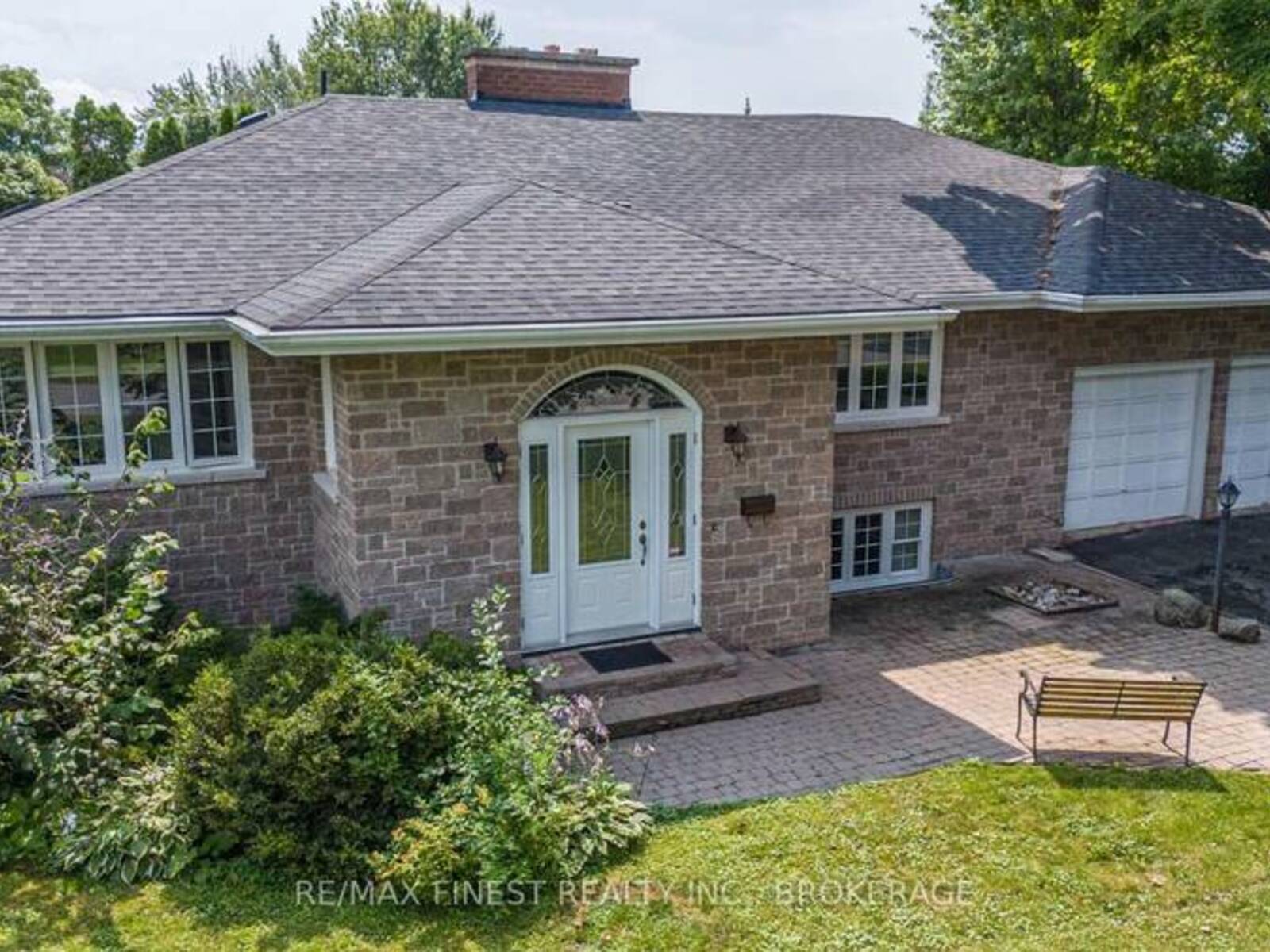 432 SOUTHWOOD DRIVE, Kingston, Ontario K7M 5P6