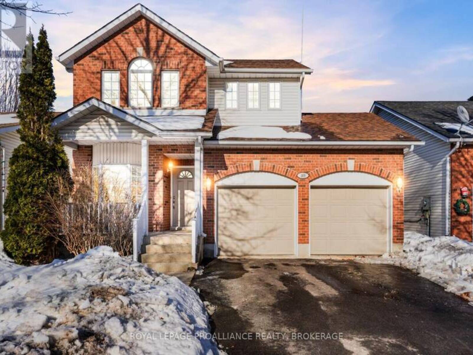 469 FREEMAN CRESCENT, Kingston, Ontario K7K 7C8