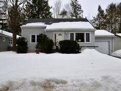 615 HILLSIDE DRIVE Gananoque Ontario, K7G 2E3