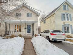 207 RAGLAN ROAD Kingston Ontario, K7K 1L5