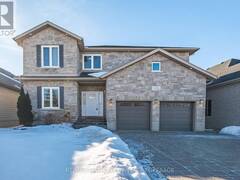 734 KANANASKIS DRIVE Kingston Ontario, K7P 0A9