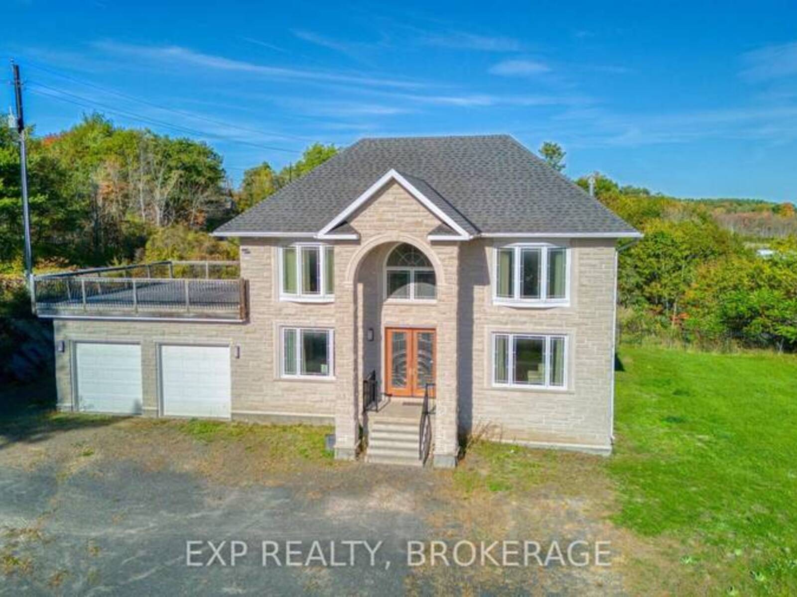 6 OLIVER ROAD, Addington Highlands, Ontario K0H 1Z0