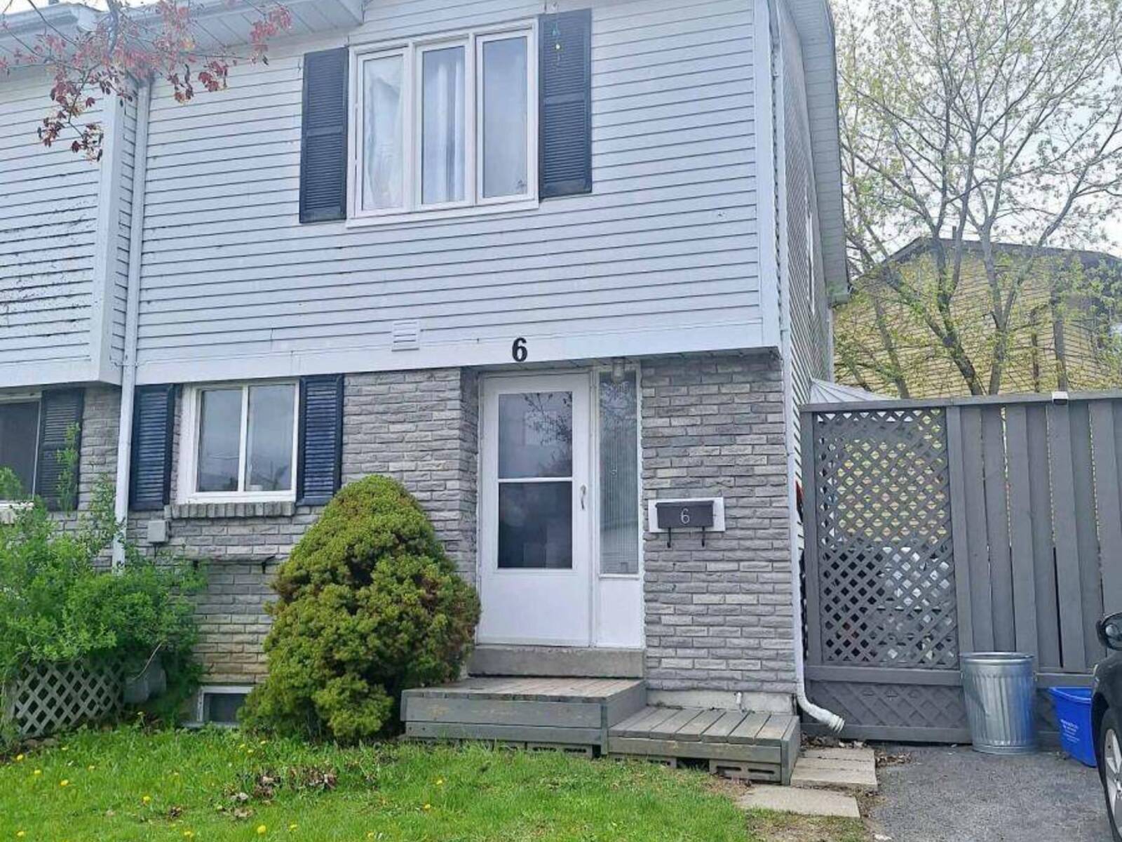 6 WOODSTONE CRESCENT, Kingston, Ontario K7M 6K9