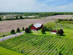 9261 LOYALIST PARKWAY Greater Napanee Ontario, K0H 1G0