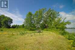 10 FRONT ROAD | Loyalist Ontario | Slide Image Thirty-nine