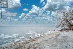 306 EASY LANE | Frontenac Islands Ontario | Slide Image Thirty