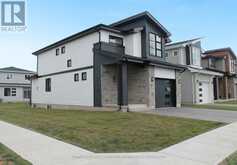 204 SUPERIOR DRIVE | Loyalist Ontario | Slide Image Three