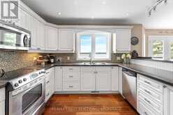 121 HICKORY LANE | Frontenac Islands Ontario | Slide Image Sixteen