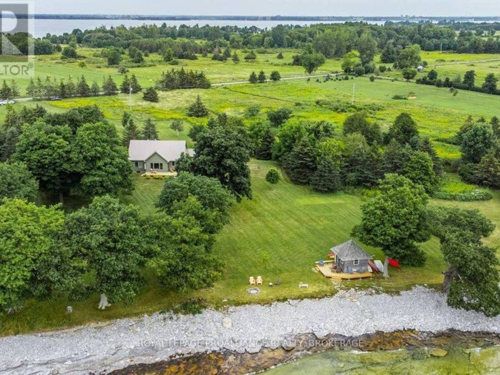 395 NINE MILE POINT ROAD, Frontenac Islands, Ontario K0H 2Y0