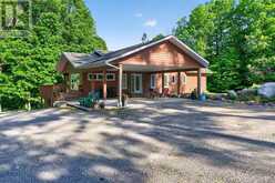 606 WHITES POINT ROAD | Leeds and the Thousand Islands Ontario | Slide Image Three
