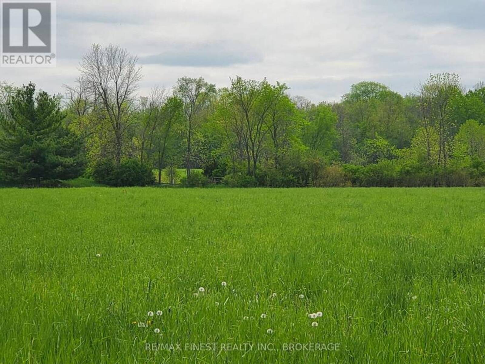 4677 PETWORTH ROAD, South Frontenac, Ontario K0H 1V0