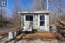 1077 COUNTRY LANE | Central Frontenac Ontario | Slide Image Ten