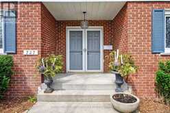 727 AYLMER CRESCENT | Kingston Ontario | Slide Image Two