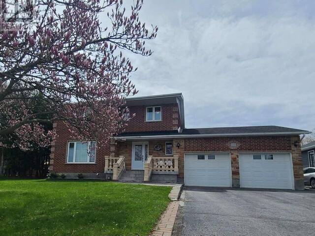 245 ARNOLD STREET Kingston Ontario, K7M 3M4 - 4 Bedrooms Home For Sale
