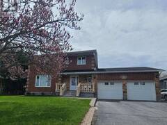 245 ARNOLD STREET Kingston Ontario, K7M 3M4