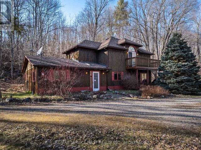 13 PHEASANT LANE South Frontenac Ontario, K0H 1W0 - 3 Bedrooms Waterfront Home For sale