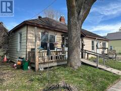 16 LOUIS STREET Brockville Ontario, K6V 4H5