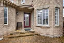 30 LANG DRIVE | Barrie Ontario | Slide Image Four