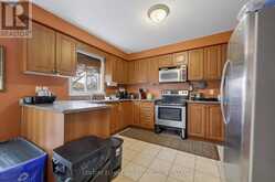 30 LANG DRIVE | Barrie Ontario | Slide Image Sixteen