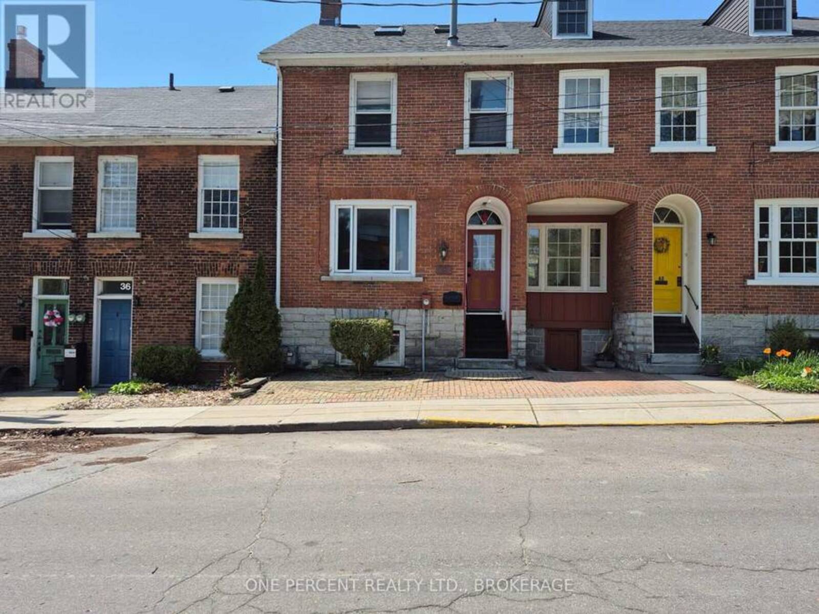 38 LOWER UNION STREET, Kingston, Ontario K7L 2M9