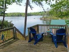 14 DOWNIE ISLAND Leeds and the Thousand Islands Ontario, K0E 1L0