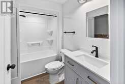 5 BLUNDONS LANE | Westport Ontario | Slide Image Nine