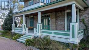 389 KING STREET | Gananoque Ontario | Slide Image Five