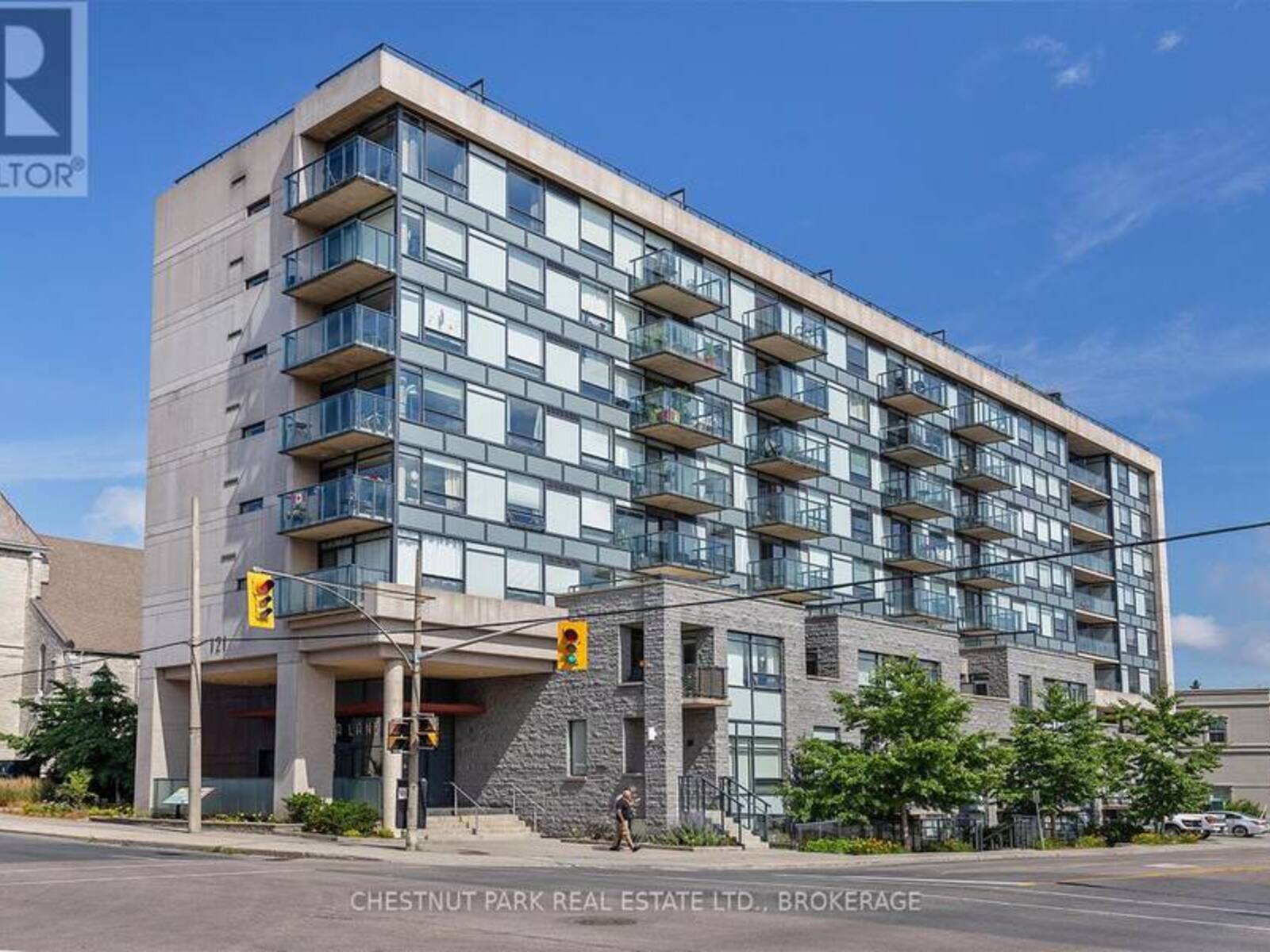 602 - 121 QUEEN STREET, Kingston, Ontario K7K 0G6