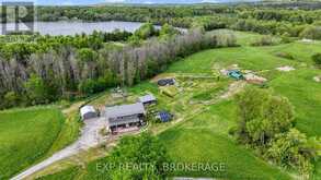 936 SHEFFIELD LANE | Leeds and the Thousand Islands Ontario | Slide Image Forty