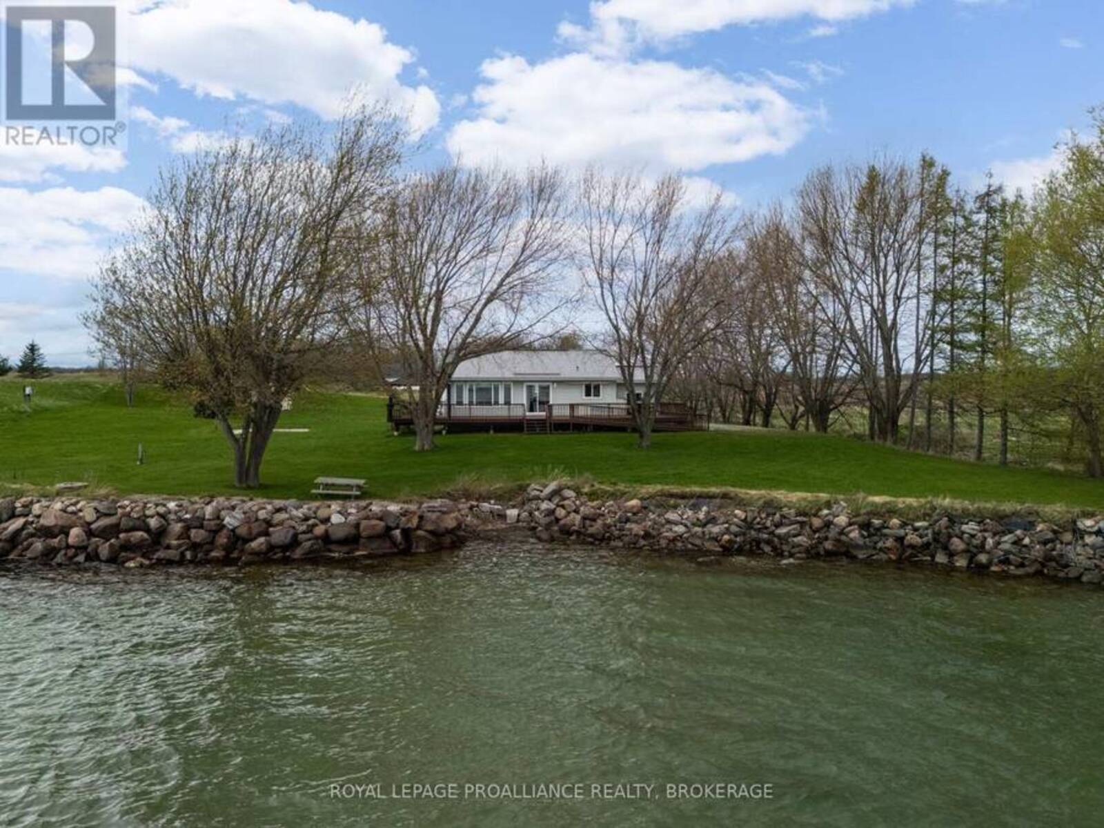 4205 HIGHWAY 96, Frontenac Islands, Ontario K0H 2Y0