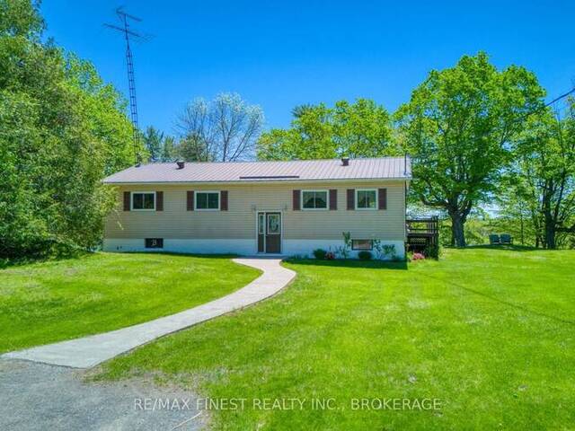 1182 CLEMENT ROAD Central Frontenac Ontario, K0H 2P0 - 3 Bedrooms Waterfront Home For sale