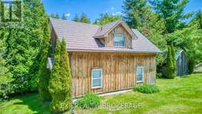 2740 BOLINGBROKE ROAD | Tay Valley Ontario | Slide Image Three