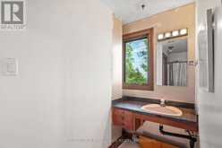 20 RIVERSIDE DRIVE | Kingston Ontario | Slide Image Thirty-seven