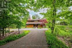 20 RIVERSIDE DRIVE | Kingston Ontario | Slide Image Six