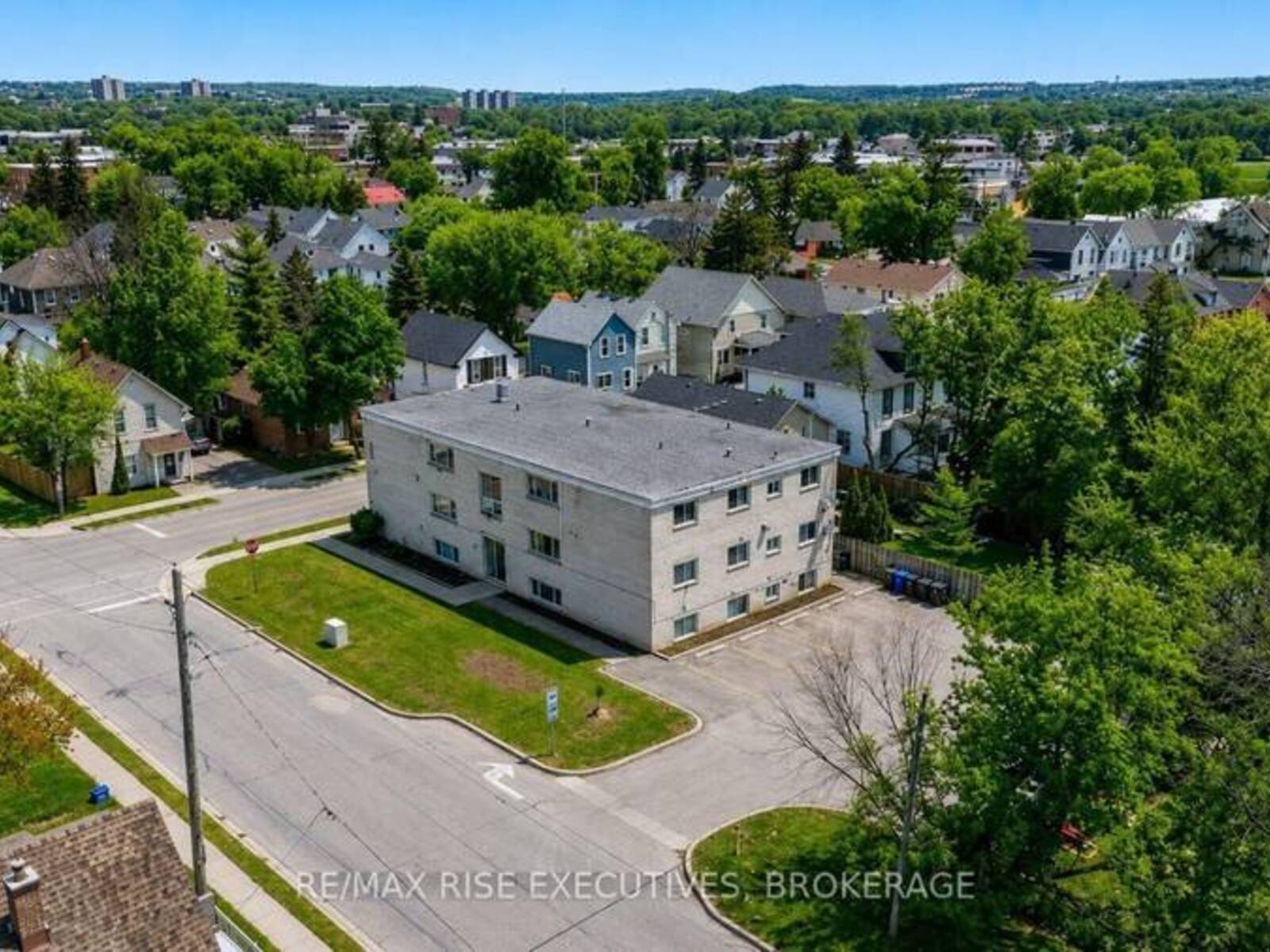 48 STEPHEN STREET, Kingston, Ontario K7K 2C3