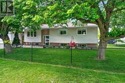 90 ANN STREET | Gananoque Ontario | Slide Image Three