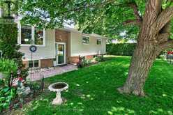 90 ANN STREET | Gananoque Ontario | Slide Image Seven