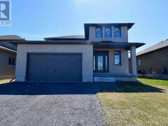 192 CHERRYWOOD PARKWAY Greater Napanee Ontario, K7R 0E2