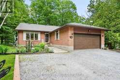 31 ACORN LANE | South Frontenac Ontario | Slide Image Eleven