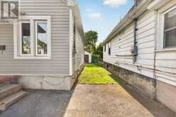 21 CONNAUGHT STREET | Kingston Ontario | Slide Image Three