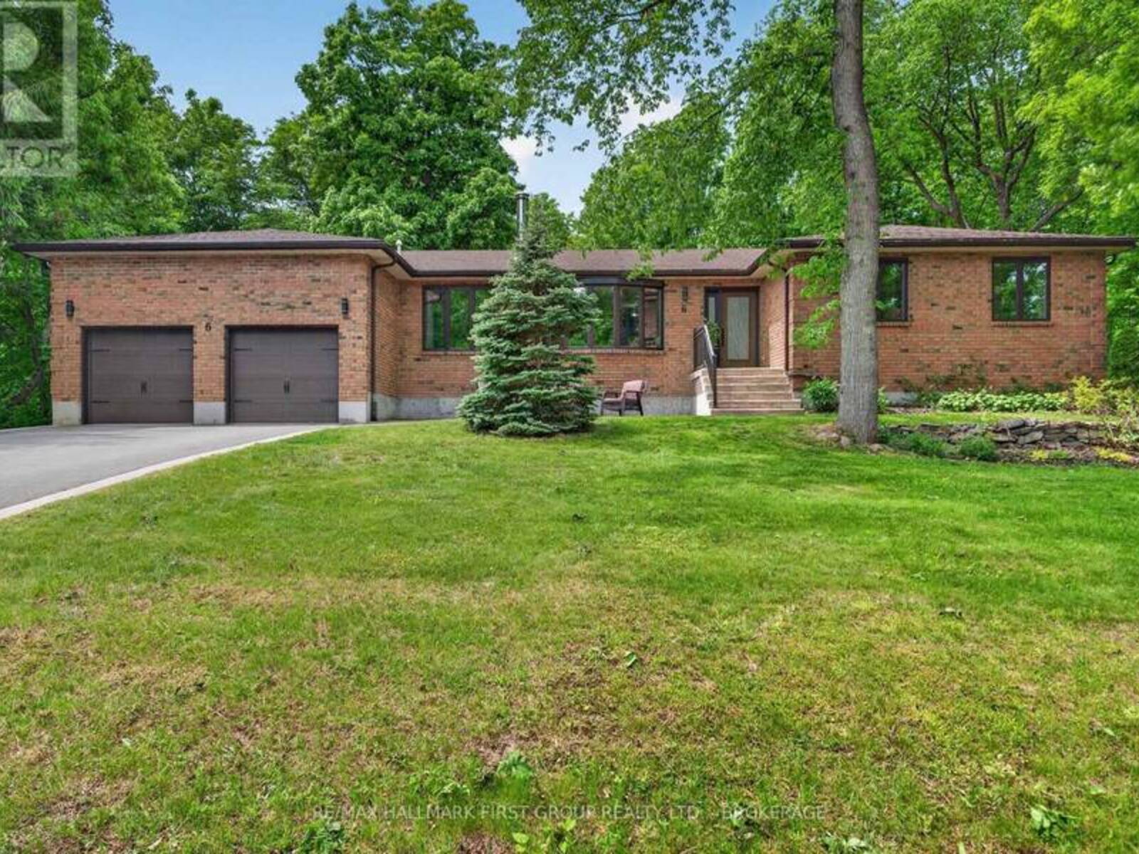 6 WILMOT STREET, Kingston, Ontario K7L 4V1