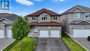 1565 ALBANY DRIVE | Kingston Ontario | Slide Image One