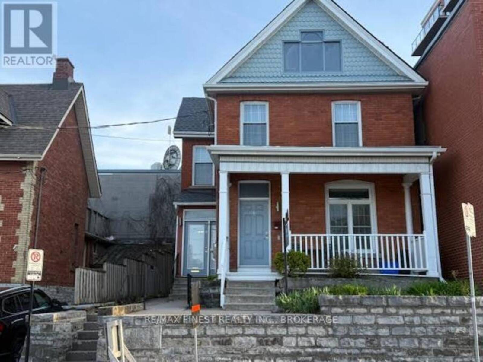 166 QUEEN STREET, Kingston, Ontario K7K 1B1