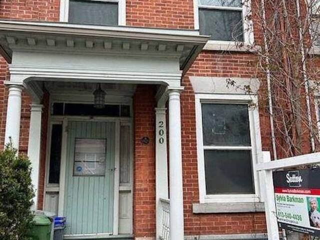 200 BAGOT STREET Kingston Ontario, K7L 3G1 - 5 Bedrooms Home For Sale