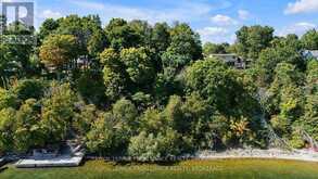 40 RIVERSIDE DRIVE | Kingston Ontario | Slide Image Three