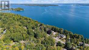40 RIVERSIDE DRIVE | Kingston Ontario | Slide Image Four