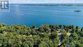 40 RIVERSIDE DRIVE | Kingston Ontario | Slide Image Six